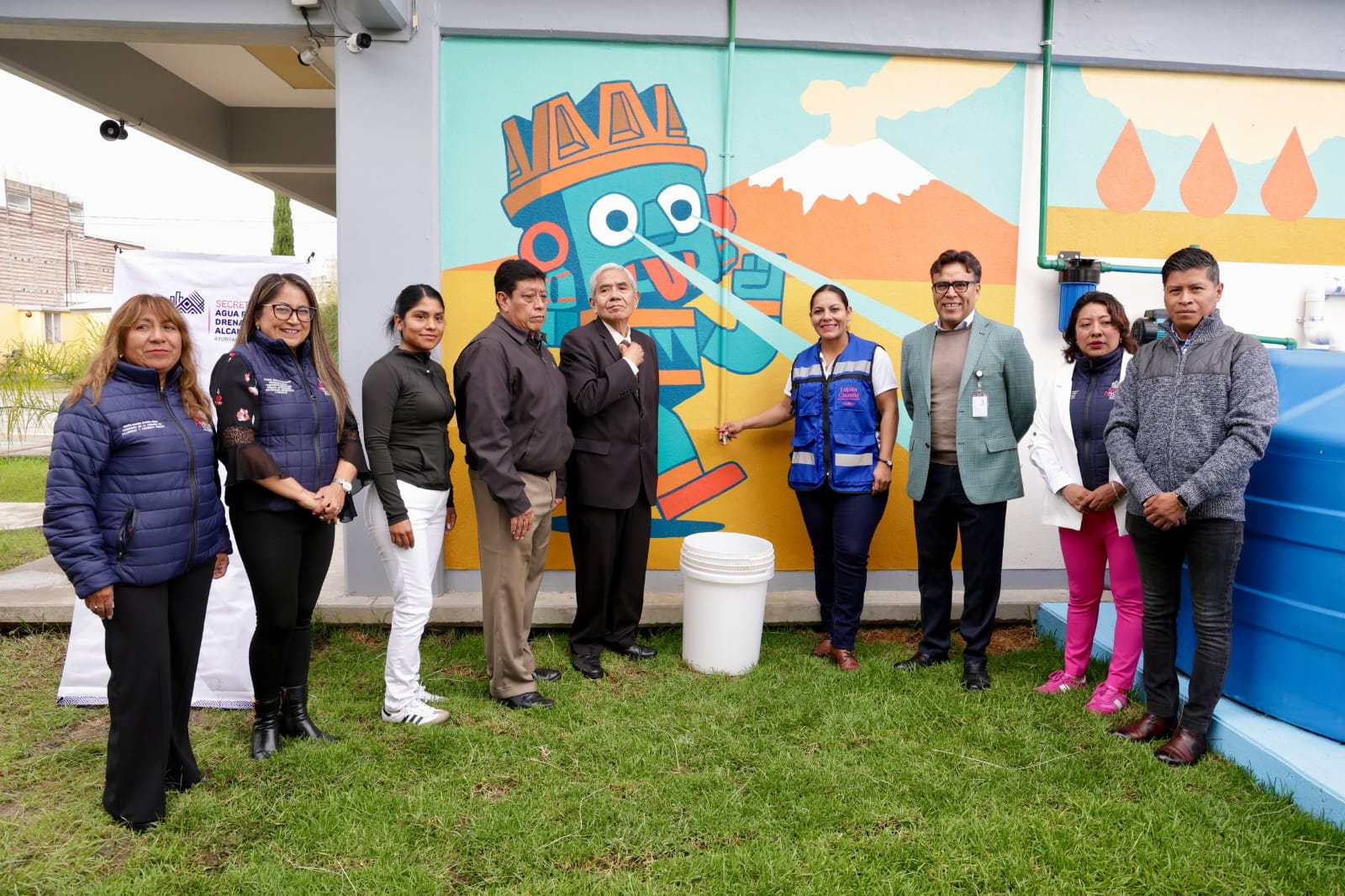 Promueve Lupita Cuautle conciencia ambiental en escuelas con mecanismos de captación de agua
