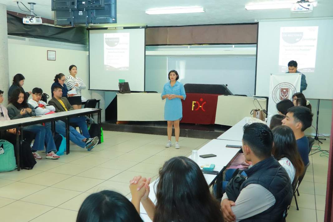 Foto: Cortesía Estudiantes de Gerontología en UATx celebran su esencia profesional