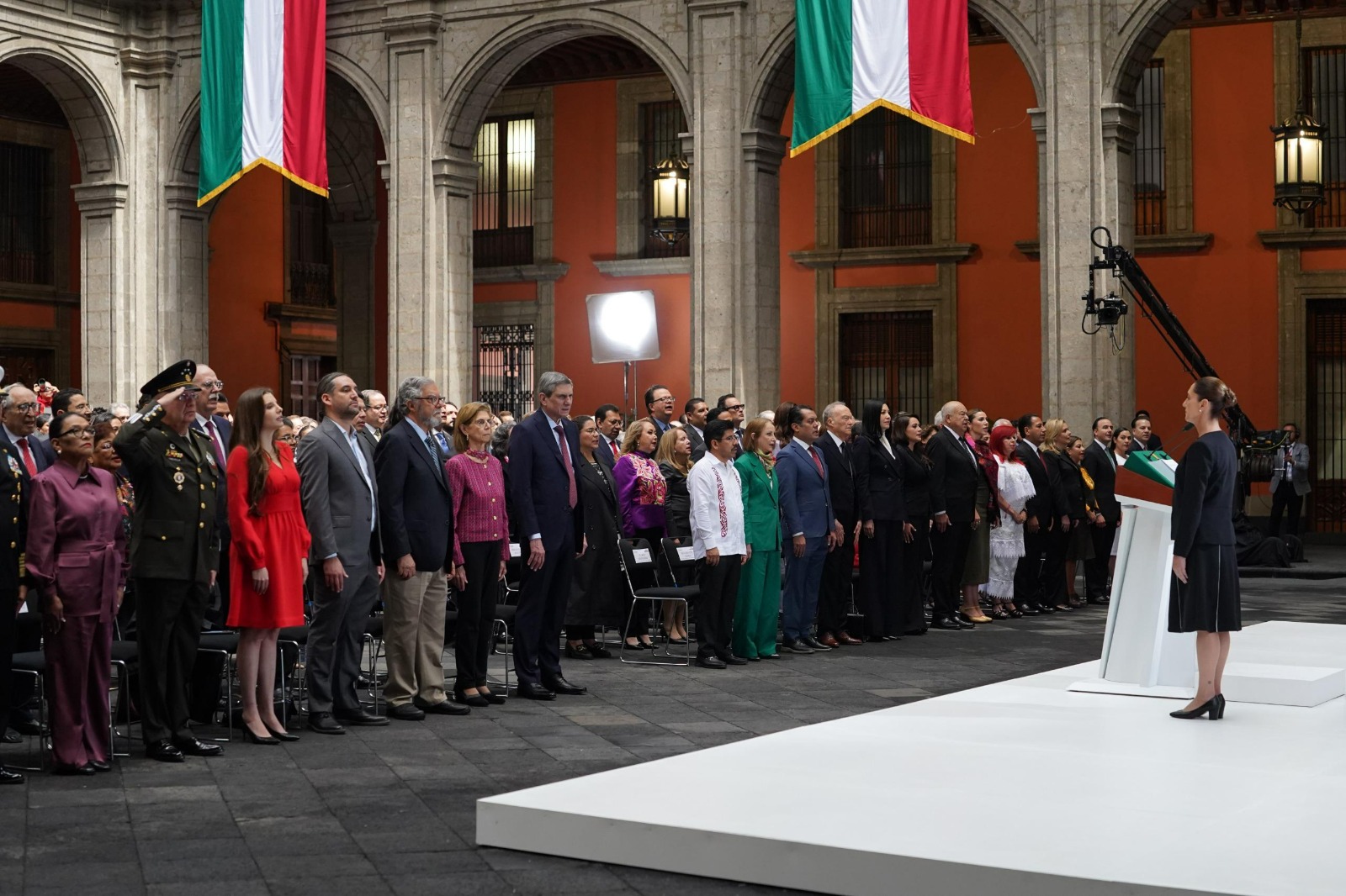 Foto: Cortesía Lorena Cuéllar acompaña a Sheinbaum en su primer informe de gobierno