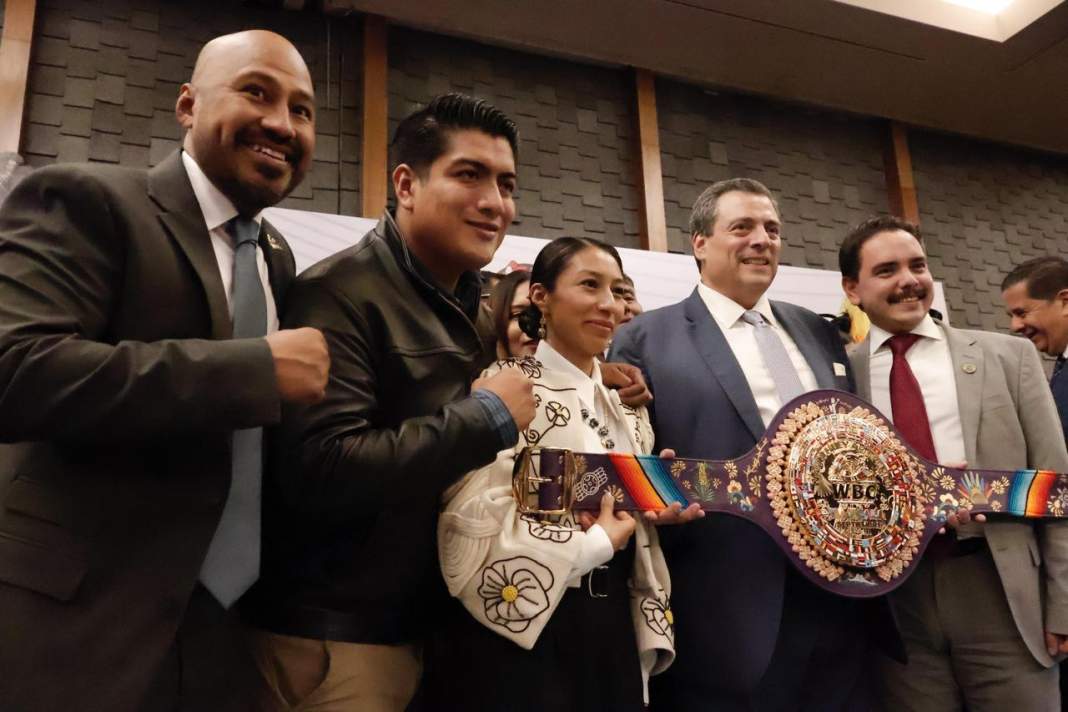 Foto: Cortesía Cinturón Tlaxcalteca “Nahui Huey Altepemeh 2025” brilla en Canelo vs Crawford