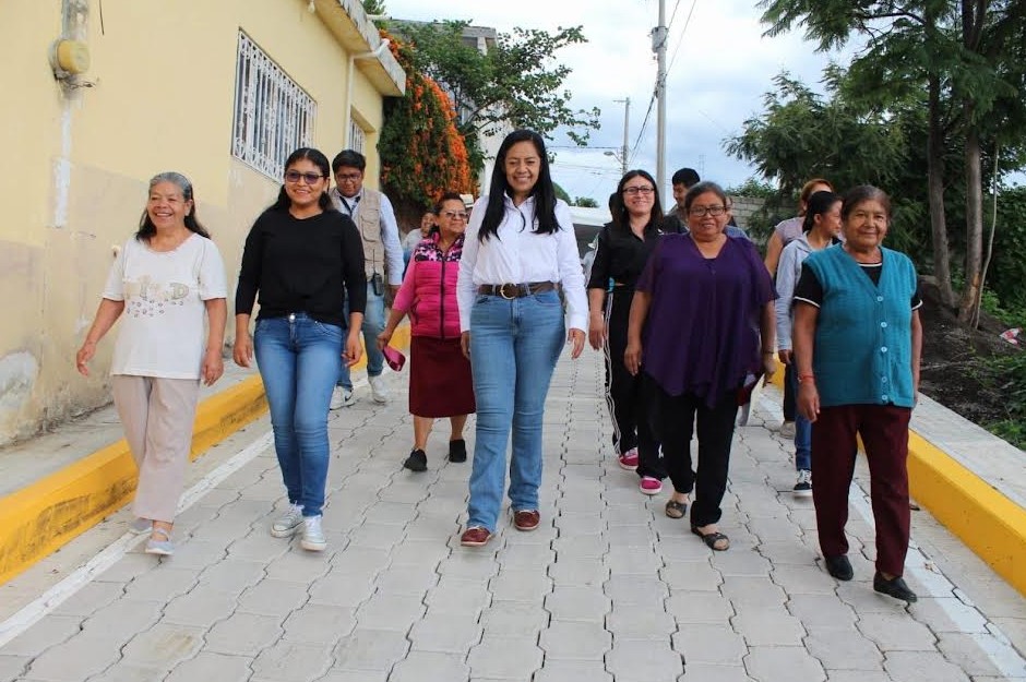 Foto: Cortesía Entrega de pavimentación en Los Ángeles, Atlixco