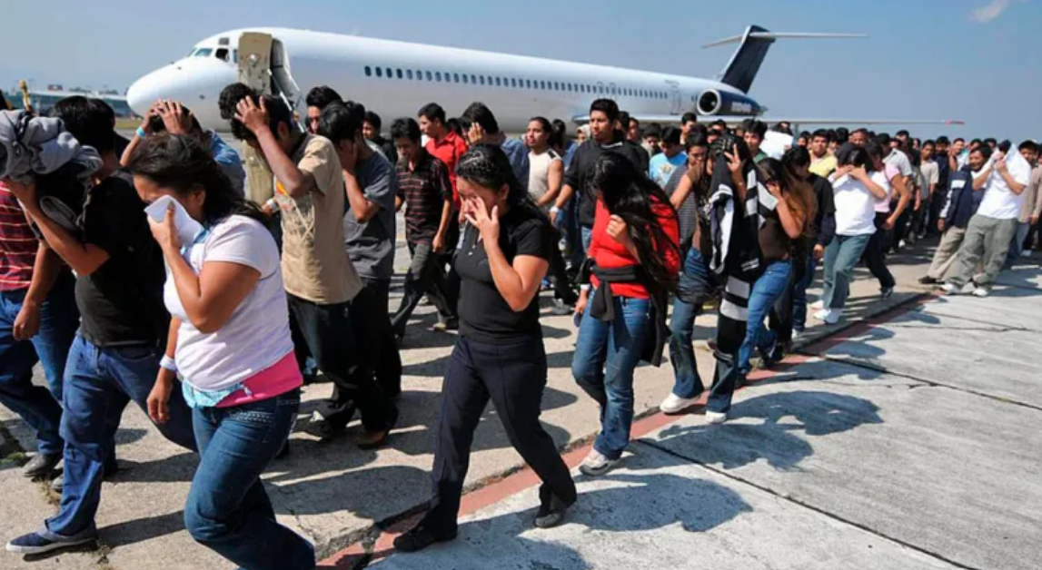 Foto: Cortesía 469 tlaxcaltecas retornan de EE. UU. en 2025; enero registró más casos