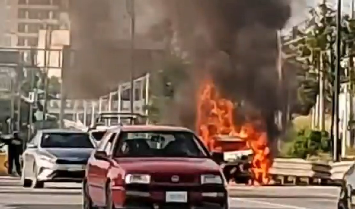 Choque múltiple en el Periférico Ecológico