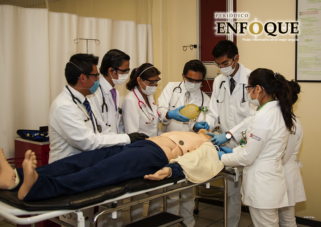 Foto: Cortesía UPAEP se suma al retiro de médicos internistas por contingencia