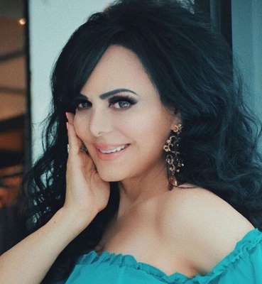 Foto: Cortesía Incómodo momento: perrito se orina mientras Maribel Guardia graba