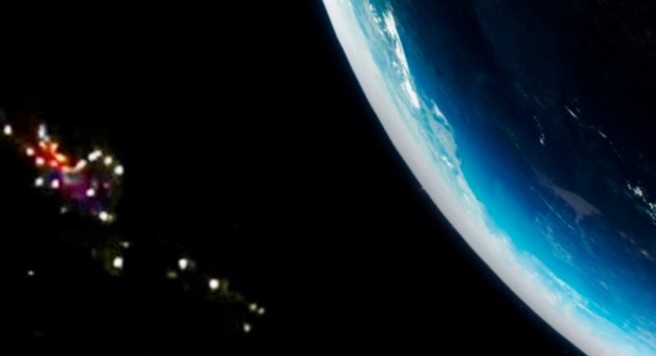 La Estación Espacial Internacional captó una supuesta “flota de OVNIs”