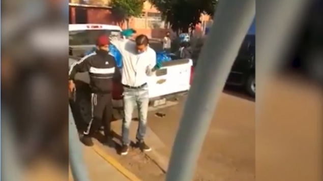 Foto: Cortesía Sujetos armados atracan a empleados municipales que repartían despensas en Irapuato (Video)