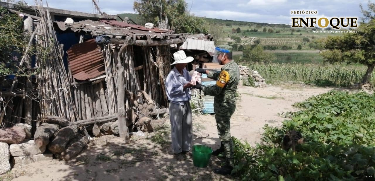 Foto: Cortesía Ejército Mexicano ayuda a población vulnerable
