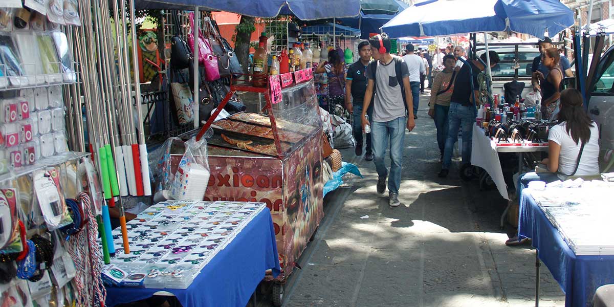 Amagan ambulantes antorchistas con instalarse el 15 de septiembre en el Centro Histórico