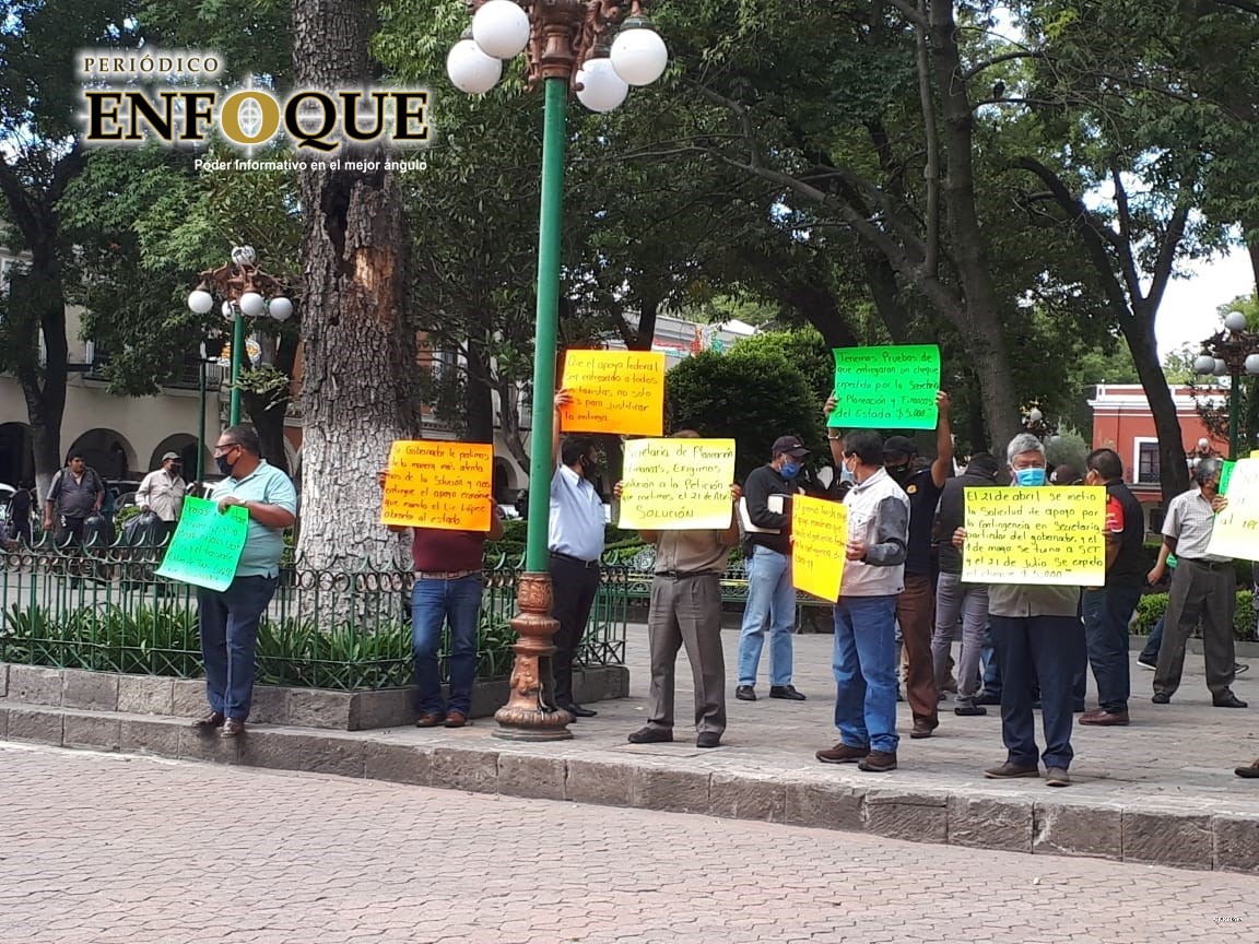 Foto: Cortesía Taxistas piden apoyo por pandemia, protestan en el zócalo de la capital