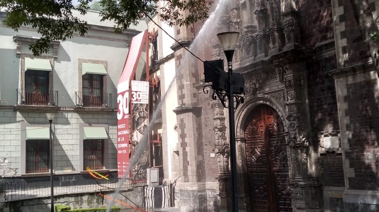 Foto: Cortesía Esto es lo que sabemos del incendio en la Iglesia de la Santa Veracruz
