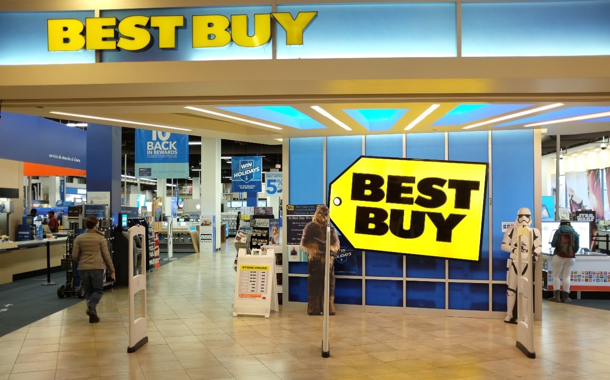 Foto: Cortesía Best Buy cierra tiendas antes de horario por no cumplir medidas sanitarias tras ventas de liquidación