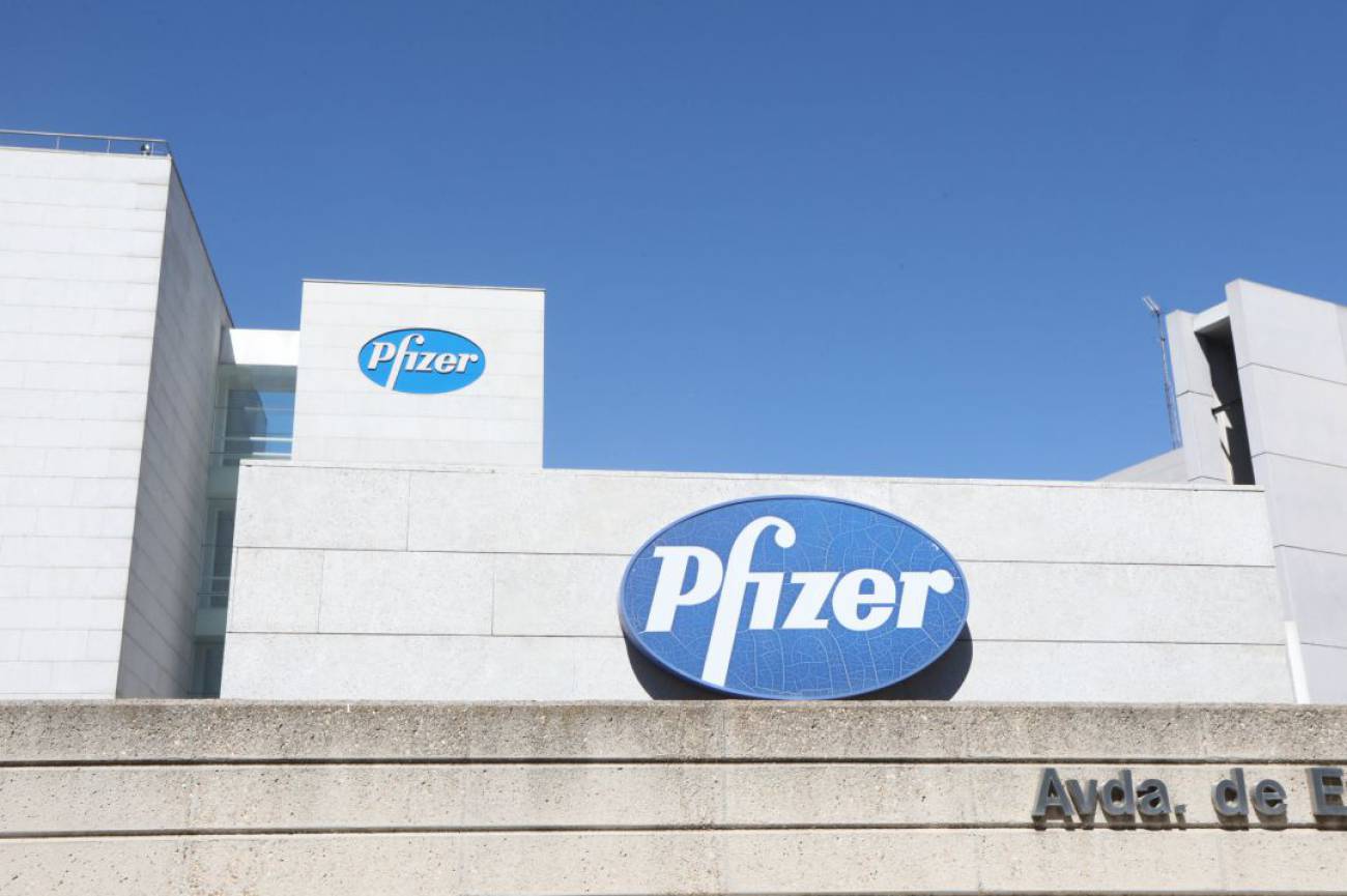 Foto: Cortesía Pfizer reduce 50% su objetivo de producción de vacunas contra COVID de este año
