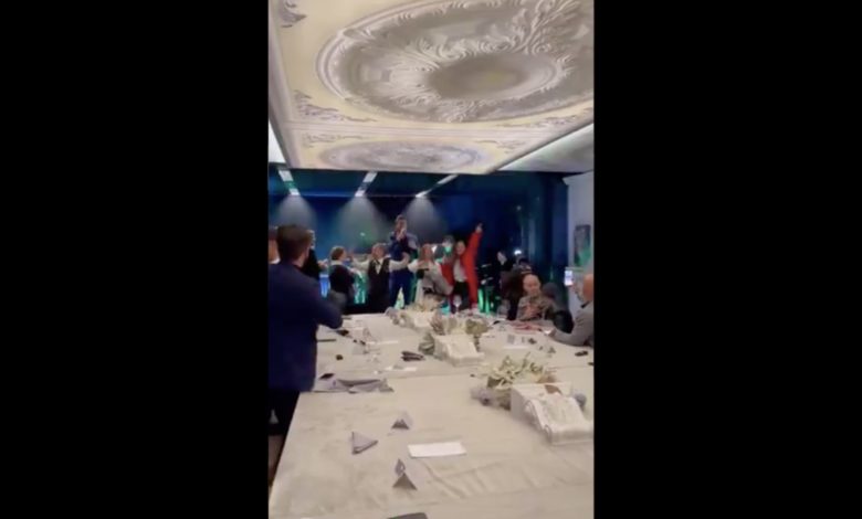 Foto: Cortesía Mientras autoridades piden evitar fiestas, Ricardo Salinas presume cena de fin de año (Video)
