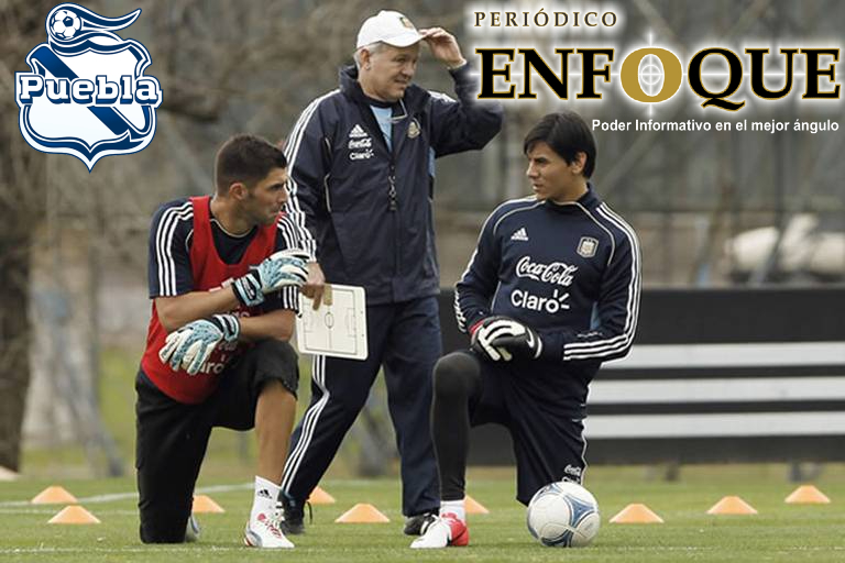 Foto: Cortesía Los exseleccionados argentinos Mariano Andújar y Óscar Ustari se perfilan como los principales candidatos para defender la portería del Club Puebla.