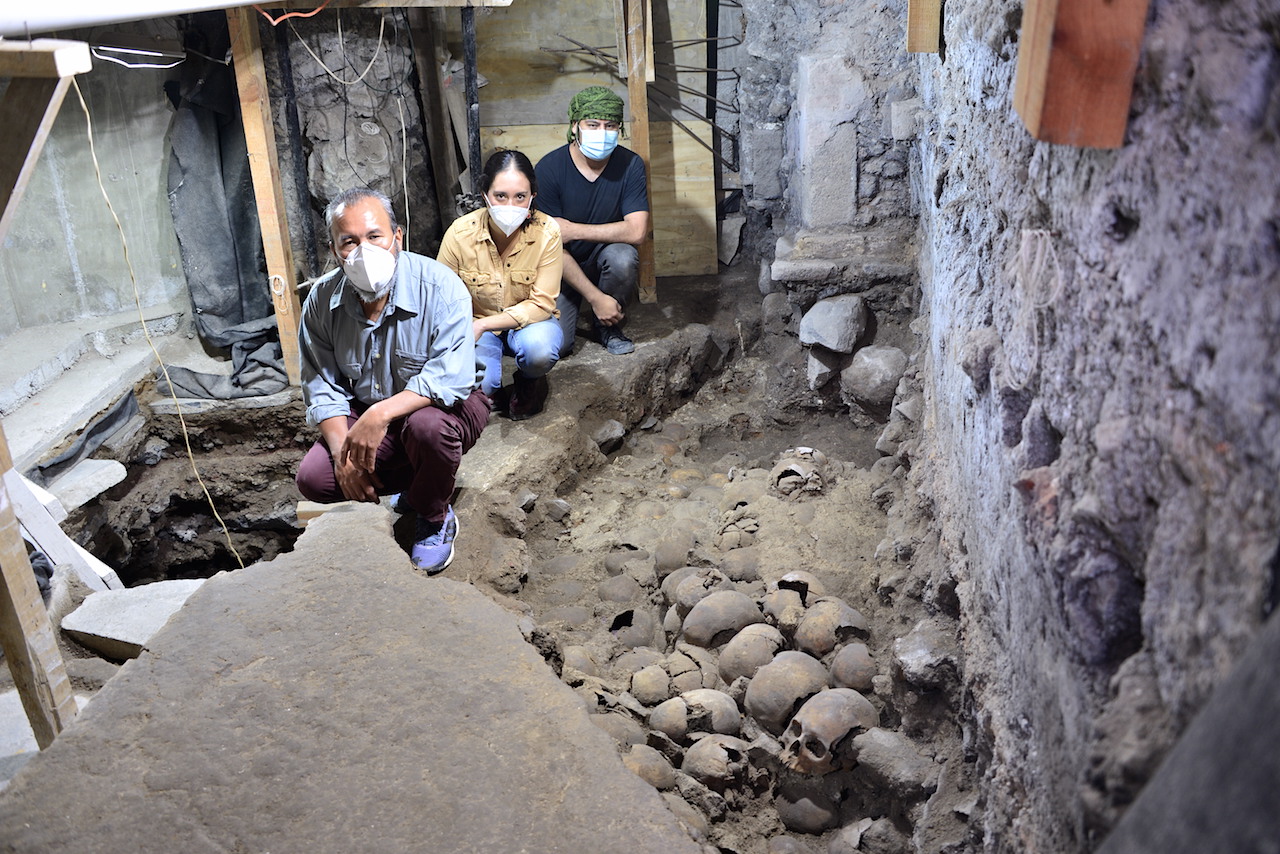 Foto: Cortesía Descubren 119 cráneos del huei tzompantli en calle del Centro Histórico