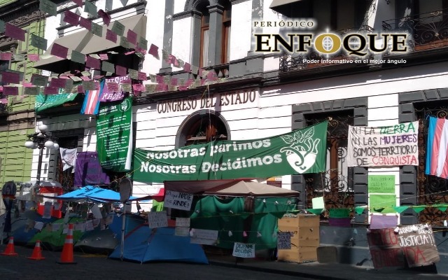 Foto: Daniel Jiménez En un plazo de 48 horas, feministas levantarán toma del Congreso de Puebla