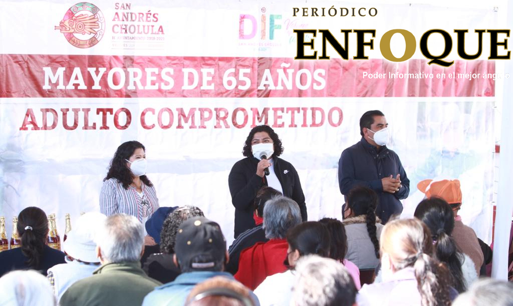 Foto: Cortesía Gobierno de San Andrés Cholula hace entrega de despensas a los adultos mayores de San Francisco Acatepec