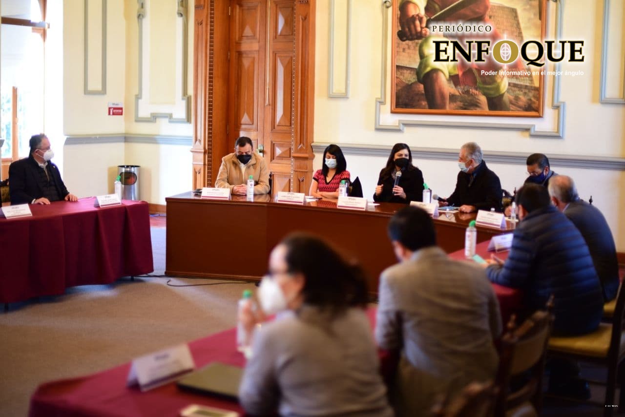 Ayuntamiento y sector privado acuerdan medidas para prevenir más contagios