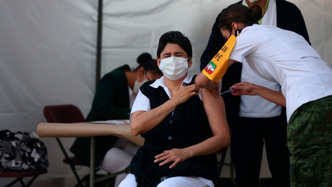 Foto: Cortesía 42,900 vacunas contra COVID-19 de Pfizer llegarán a México hoy, informa Ebrard