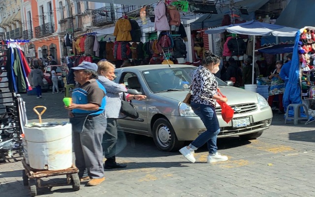 Barbosa exhorta a ayuntamientos a prohibir el ambulantaje por 14 días