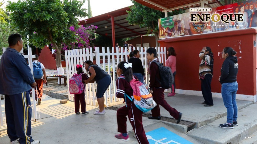 Foto: Cortesía Sin contratiempos regresan a clases alumnos de la región de Tepeaca