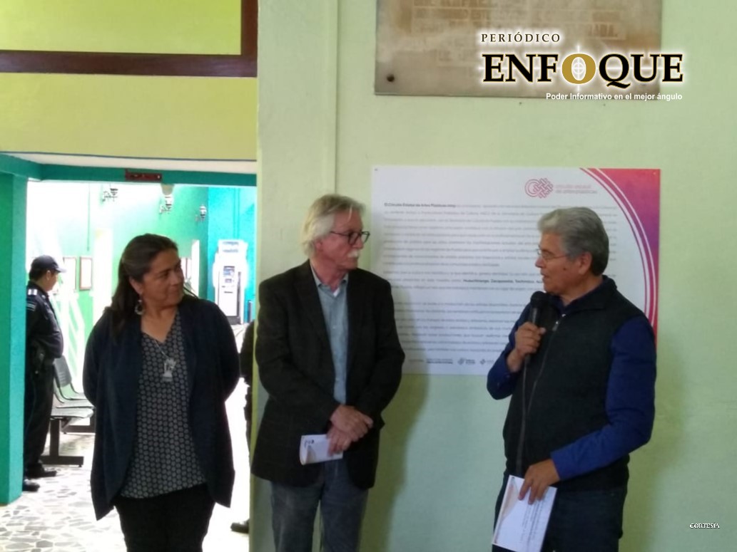 Foto: Cortesía Inaugura secretario de Cultura exposición fotográfica en Acatzingo