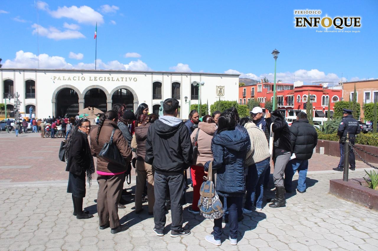 Foto: Rommel Pichardo Piden maestros PRONI a autoridades educativas, certeza laboral