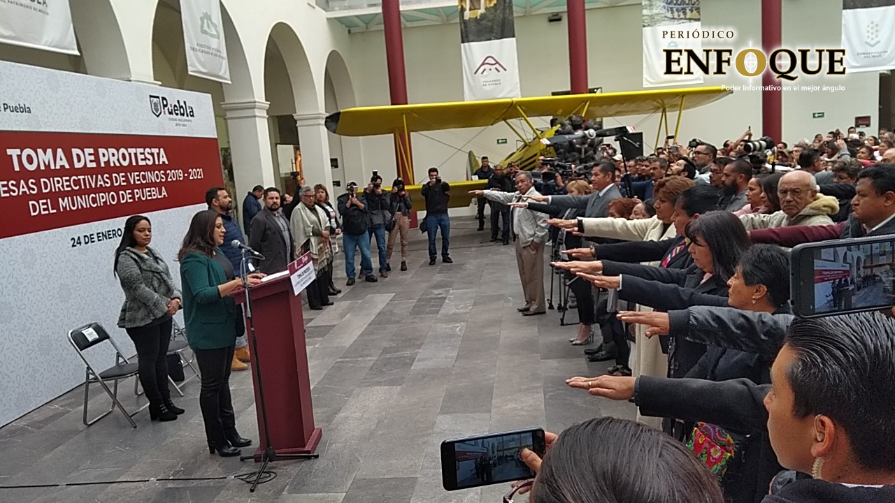 Foto: César Valdez Rivera Vivanco toman protesta a 375 propietarios de 75 Mesas Directivas de Vecinos (Video)