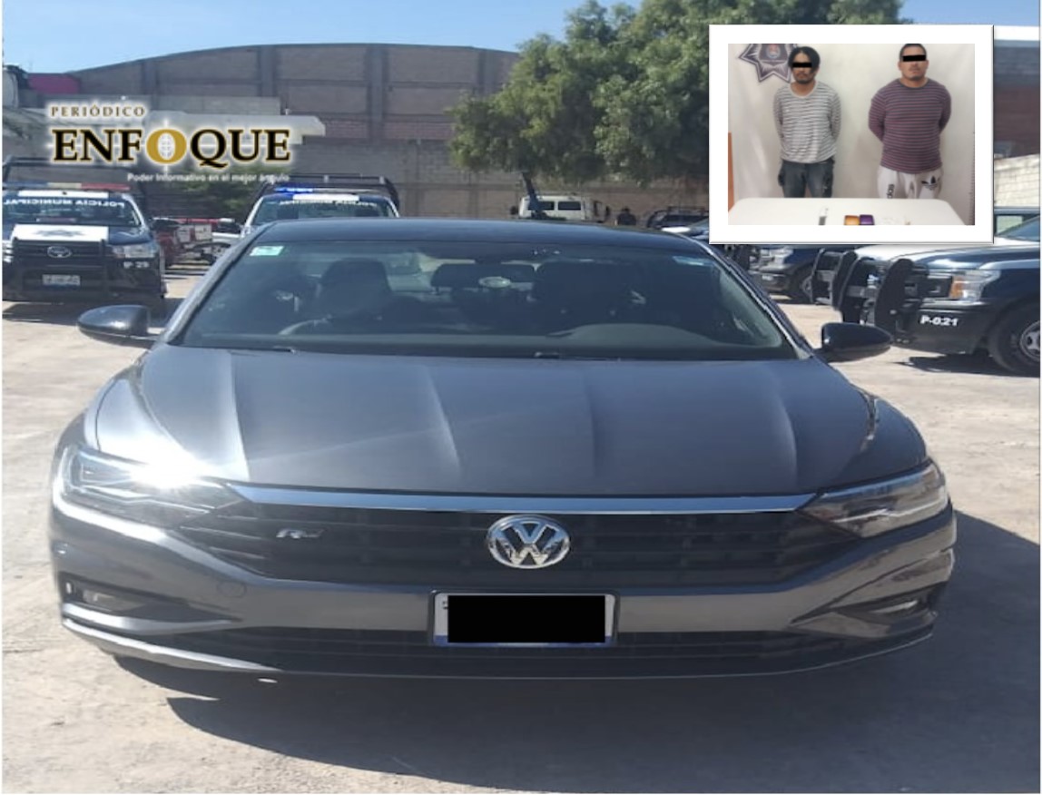 Foto: Cortesía Elementos de Tepeaca detienen a sujetos por delitos de robo de vehículo y contra la salud