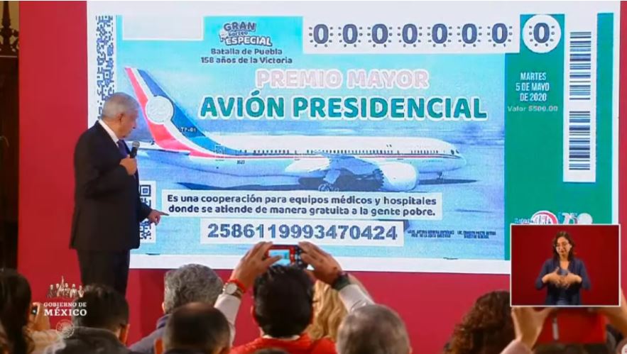 AMLO presenta diseño del ‘cachito’ de la rifa del avión presidencial
