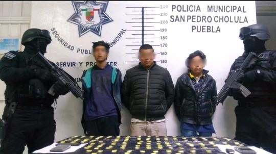 Foto: Cortesía Detiene Secretaría de Seguridad de San Pedro Cholula a 4 presuntos narcomenudistas