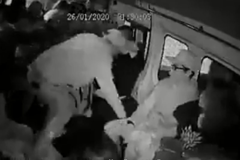 Foto: Cortesía “Dame el celular chido”: Asaltante amenaza a pasajero durante robo en Naucalpan