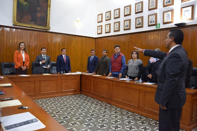 Foto: Especial  Renuncia tesorero municipal de San Pedro Cholula; llega Nahún González Marín