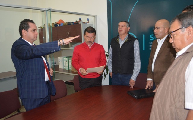 Foto: Cortesía Arriba Juan Pablo Silva Ochoa como nuevo director del Sosapach