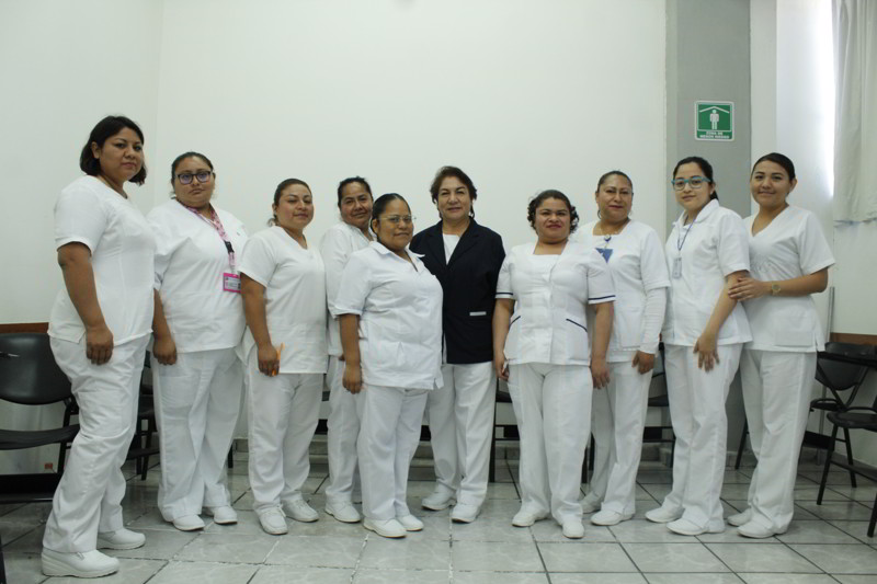 Brinda ISSSTEP capacitación en nefrología