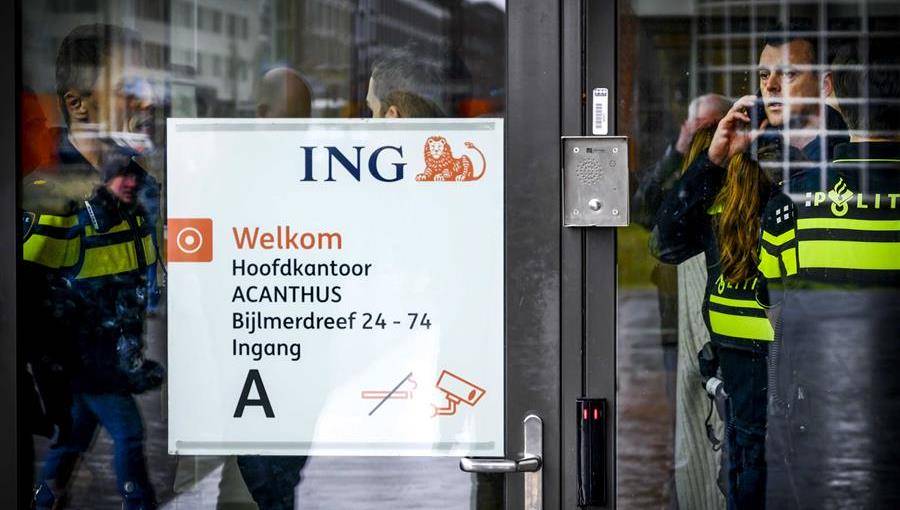 Foto: Cortesía Estalla carta bomba en banco ING de Ámsterdam