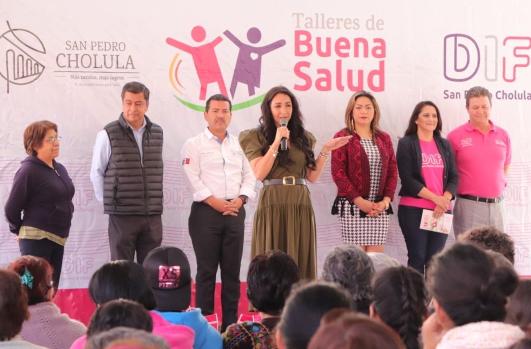 Foto: Cortesía Arrancan los Talleres de Buena Salud,  Farmacia-DIF y Consultorio Móvil que recorrerá las 13 juntas auxiliares de San pedro Cholula