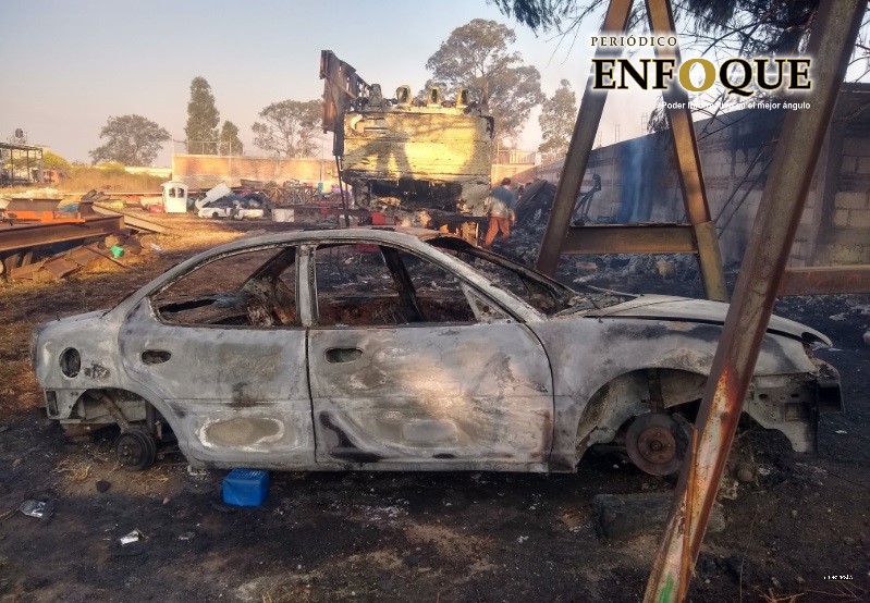 Foto: Cortesía Autoridades reportan saldo blanco en incendio de Castillotla (Videos)