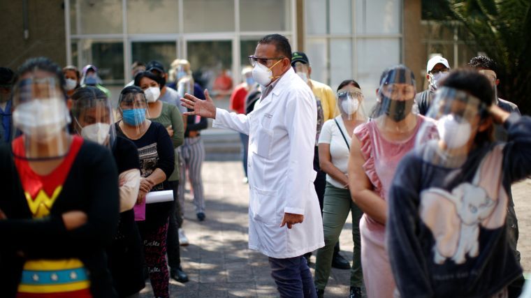 México reporta nuevo récord en número de casos confirmados diarios de COVID-19