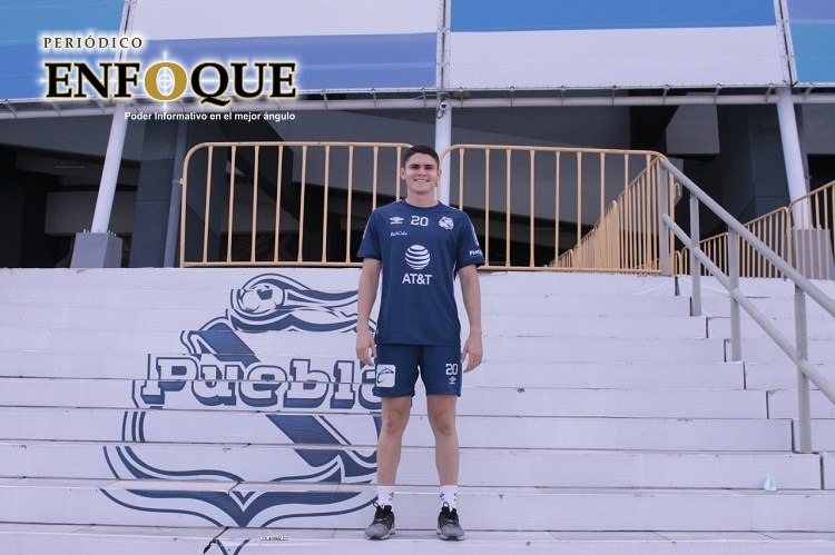 Foto: Cortesía Israel Reyes, de salirse de su casa a los 13 años al sueño de ser campeón con el Puebla