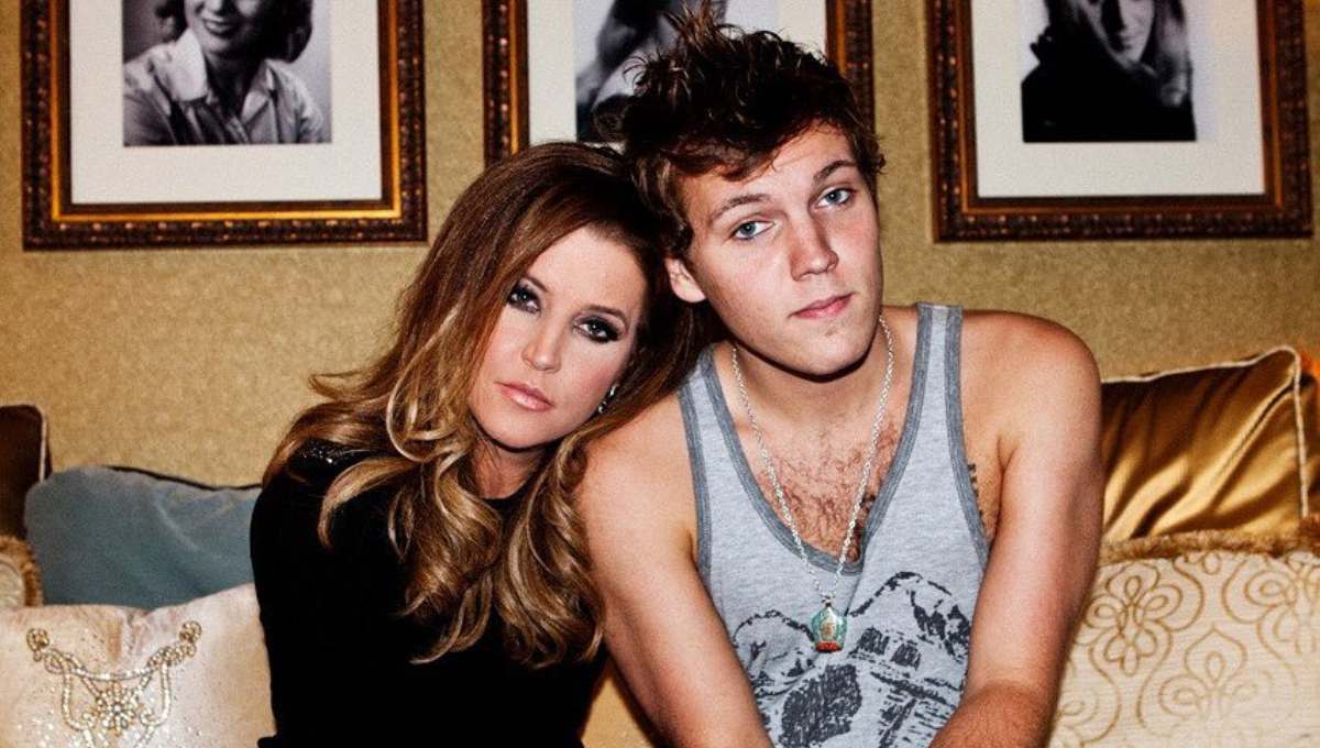 Con herida de bala, hallan muerto a nieto de Elvis Presley