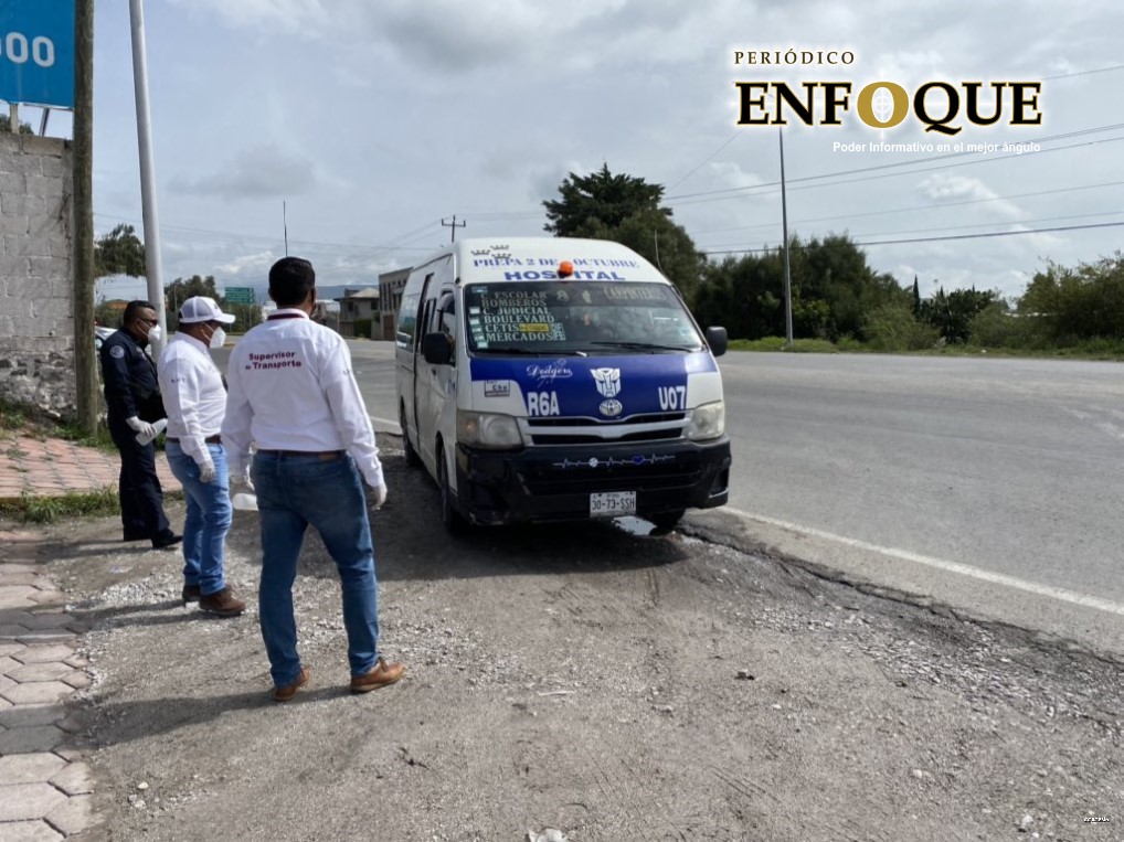 Foto: Cortesía SMT realiza operativos de sana distancia en el transporte público de Tepeaca