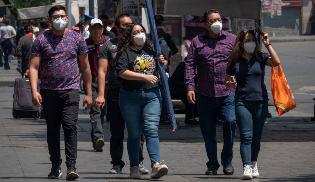 Usen su cubrebocas; es una medida auxiliar que no haremos obligatoria: López-Gatell