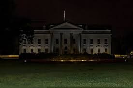 Foto: Cortesía Histórico, la Casa Blanca apaga sus luces en medio de una fuerte protesta por la muerte de George Floyd