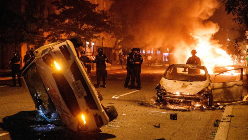 Foto: Cortesía Decretan toque de queda en al menos 40 ciudades de EU; se recrudencen las protestas