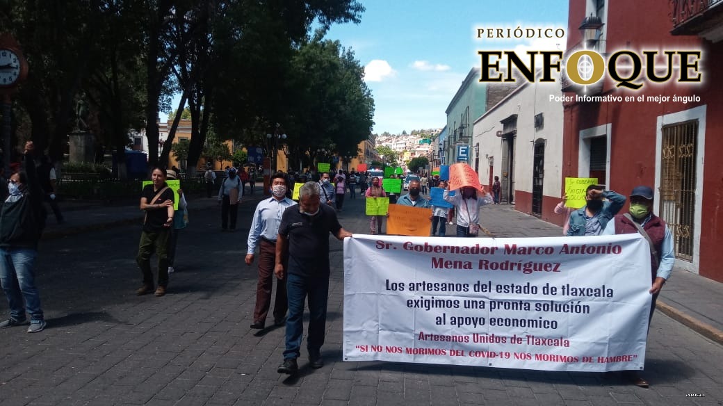 Foto: Cortesía Marchan una vez más artesanos en la capital tlaxcalteca