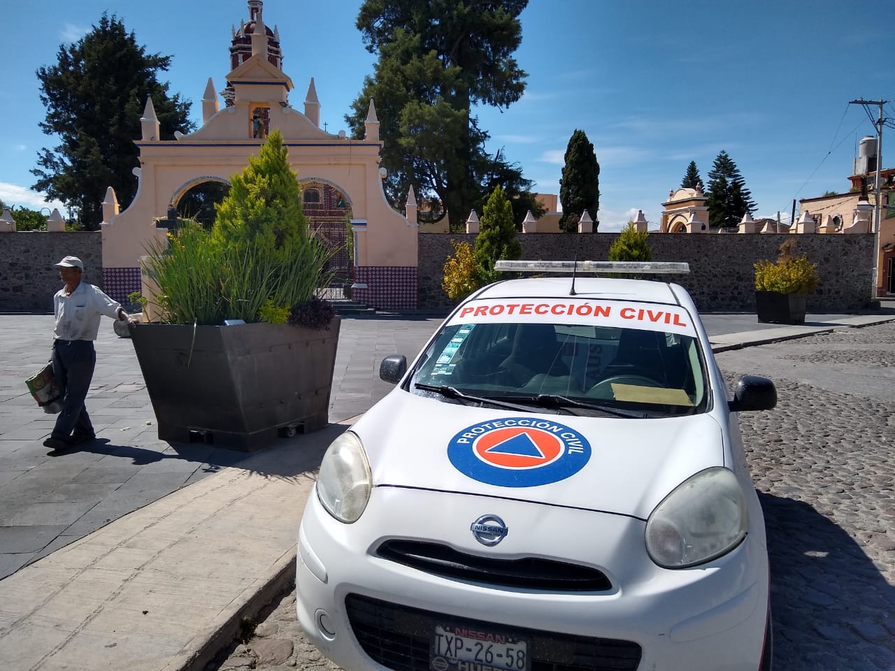 Foto: Cortesía Inhiben Protección Civil y SSPTM instalación de baile comunitario en Tonantzintla
