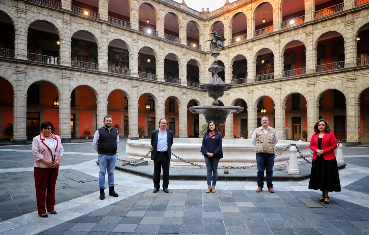 Foto: Cortesía Rivera Vivanco acude a Palacio Nacional a dialogar sobre programas sociales