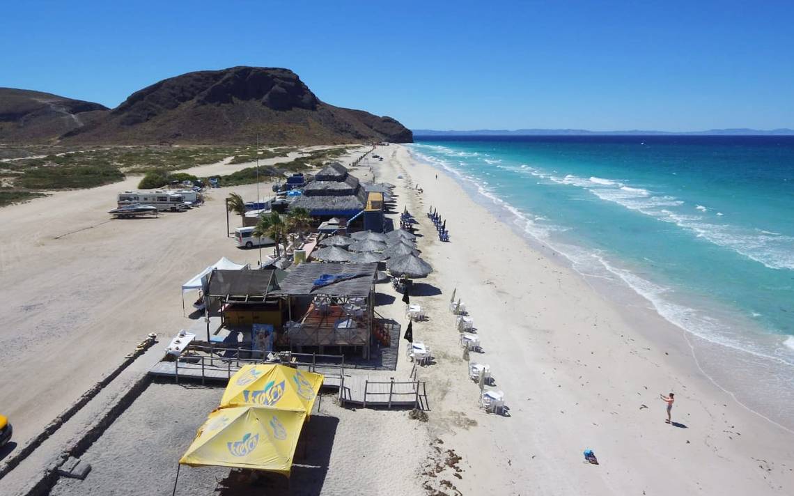 Foto: Cortesía La ironía de la industria turística en México: playas idílicas y vacías debido al COVID-19